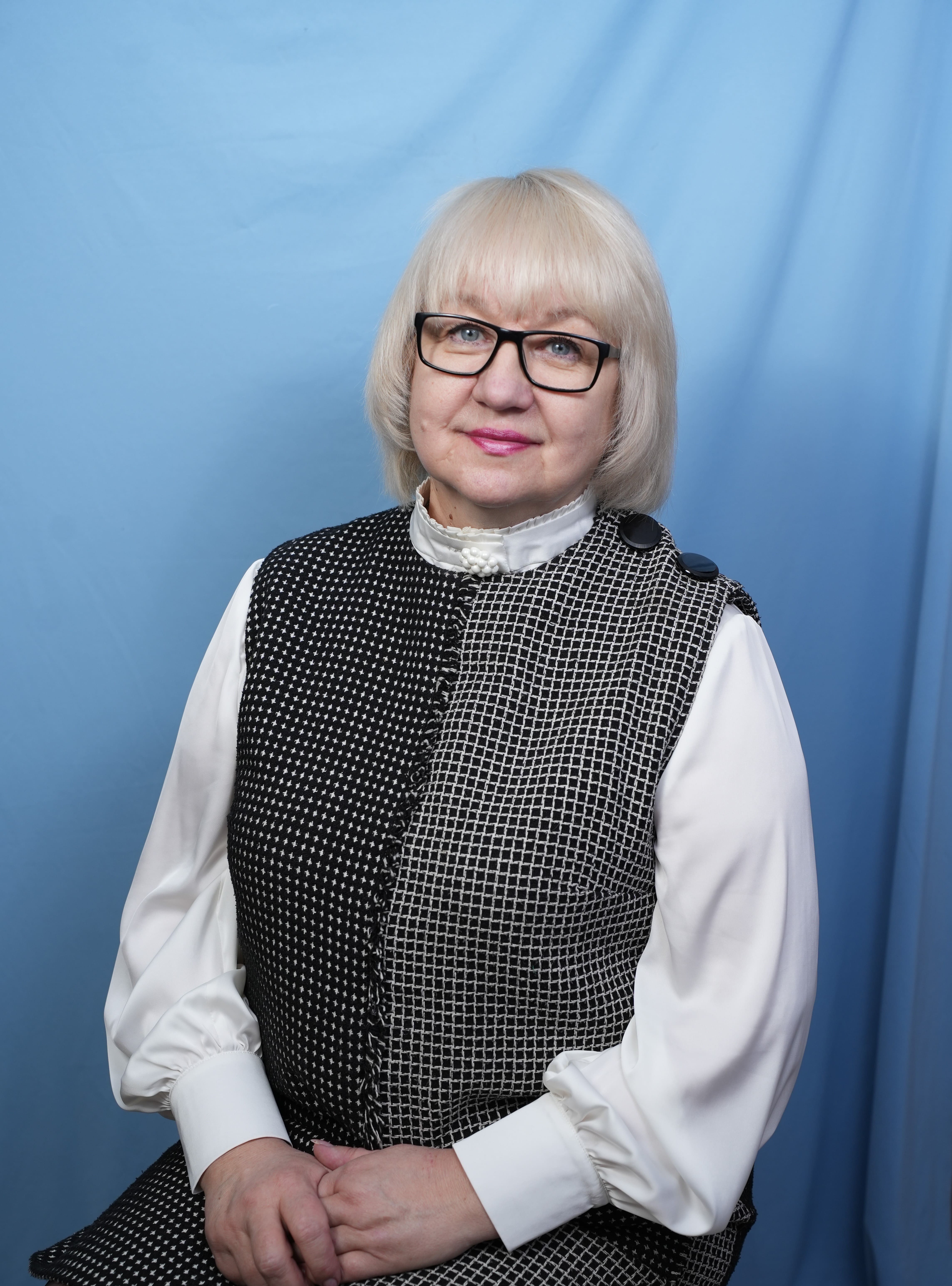 Семенова Ирина Игнатьевна.