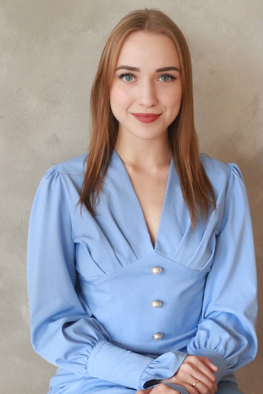 Смышляева Александра Евгеньевна.